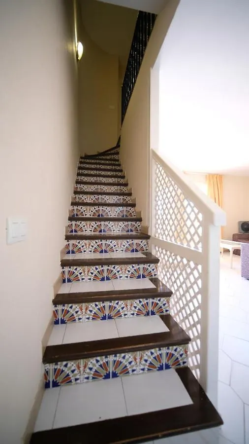 Apartamentos El Toro Marbella 0*,  Espanha